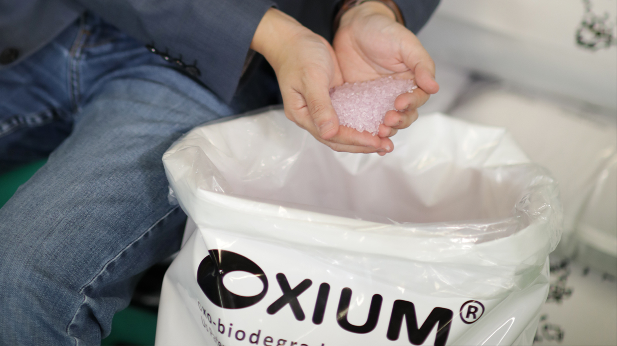 Oxium: Greenhope’s Biodegradable Additive for Sustainable Plastic Degradation