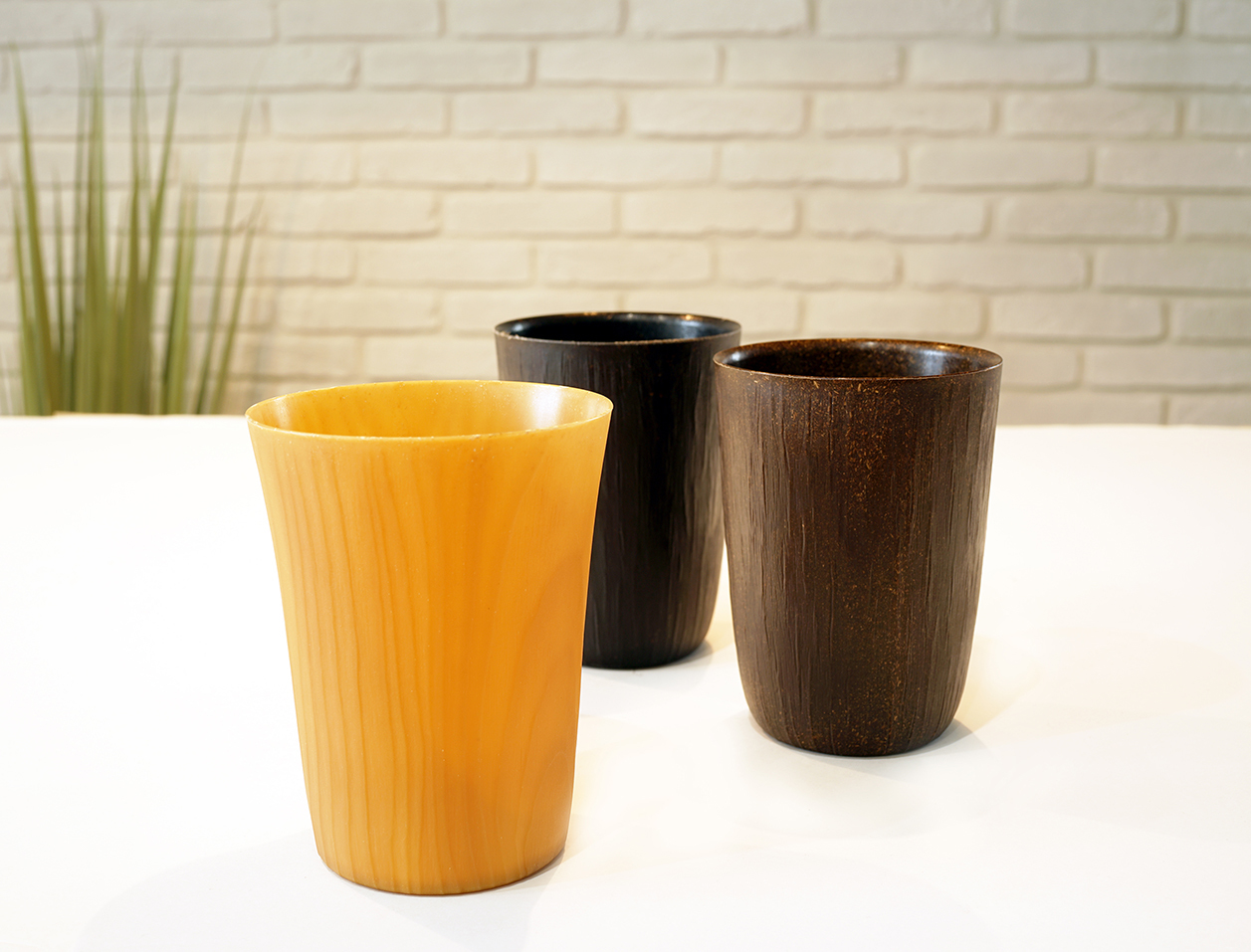 Tumbler in the Forest: Reusable Cups Made from Tea Dust